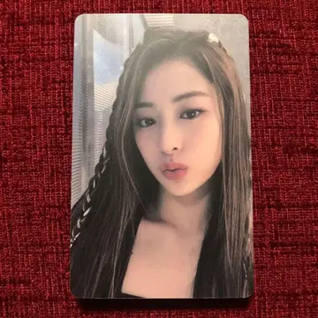 lesserafim 윤진 트레이딩 카드 럭키 드로우 특전 르세라핌 사웨