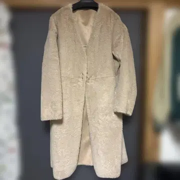 WCJ 베이지 무스탕 코트 F 사이즈