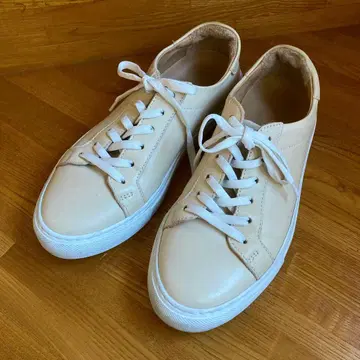 띠어리 럭스 가죽 스니커즈 36 사이즈