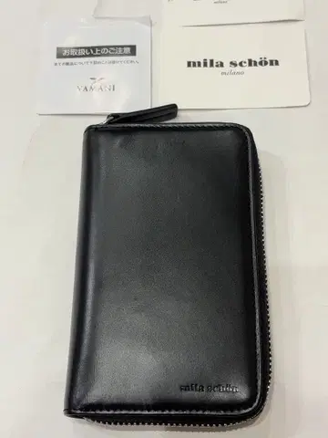 새상품 밀라 쇤 접이식 지갑 라운드 지퍼 미들 사이즈 천연 가죽 블랙