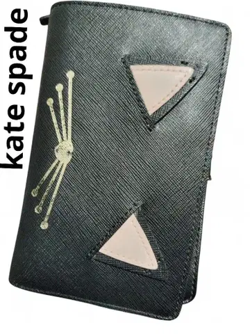 kate spade 케이트 스페이드 접이식 지갑 아트 디자인 삼각형 패치