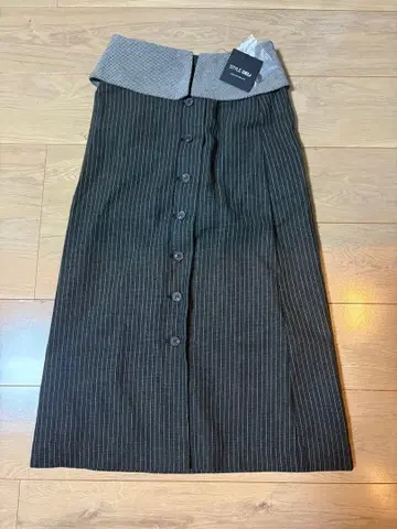 STYLE DELI 패턴 절개 허리 접이식 디자인 스커트