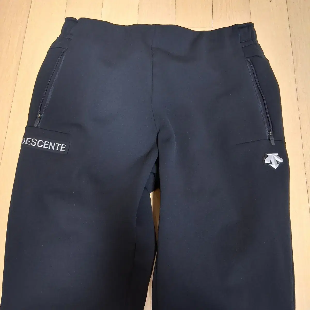 Descente brushed sweatpants size L90