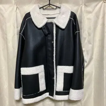 새상품급 PEGEBOY 보아 부착 가죽 자켓 블랙