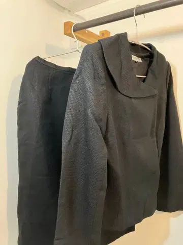 도쿄 소와르 블랙 포멀 히로미 요시다