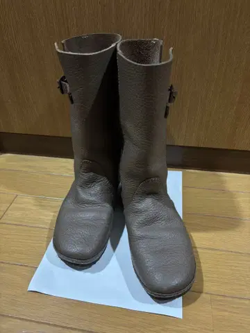 KOOS 브라운 버클 롱 부츠