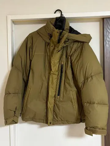 BAYFLOW 후드 부착 다운 자켓 올리브