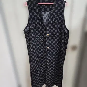 Avenue Cagoule 슬리브리스 블랙