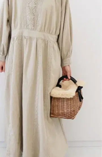 사만사 모스모스 퍼 카고백 스퀘어