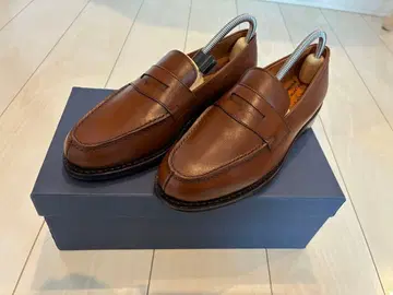 새상품 잘란 스리와야 브라운 가죽 로퍼 사이즈 40