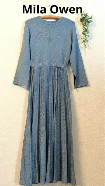 미라 오웬, 롱 리브 니트 원피스