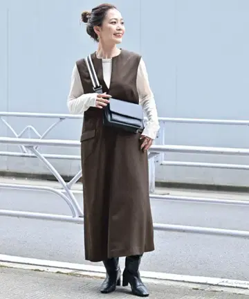 새상품급 simplicite V넥 오버롤 스커트 베이직 재고