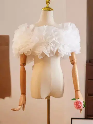 웨딩 드레스 화이트 쉬폰 프릴 오프숄더