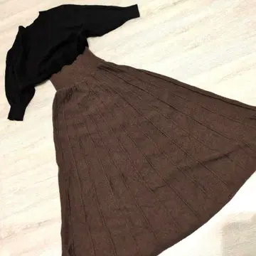 FRAY.ID 울 캐시미어 바이컬러 원피스