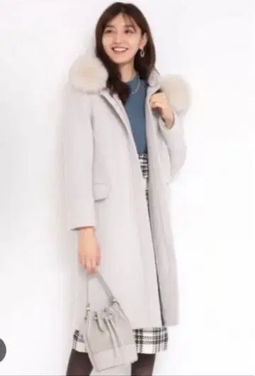 JUSGLITTY 저스길리티 퍼 달린 롱 코트