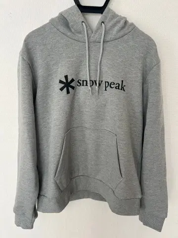 스노우피크 그레이 후드 부착 맨투맨