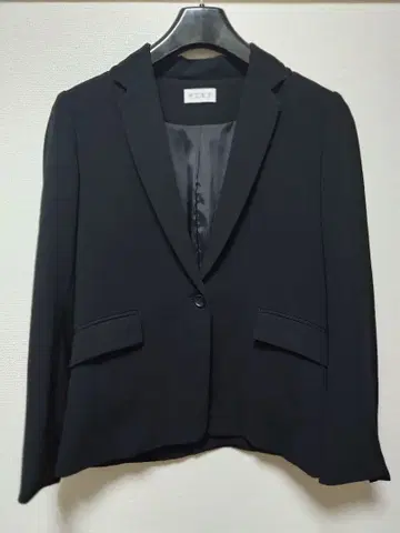 PLST 트리아세테이트 블렌드 테일러드 자켓