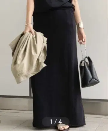 AP STUDIO 맨투맨 스커트