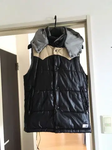 J.R.N.D 충전솜 다운 베스트 M 사이즈