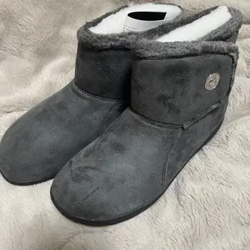 VIONIC 그레이 스웨이드 버튼 숏부츠