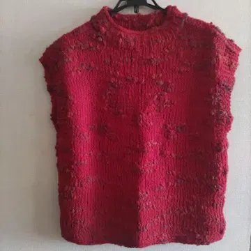 핸드메이드 빨간색 슬리브리스 니트 XL