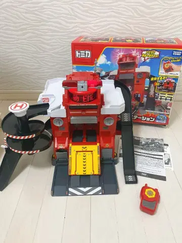 토미카 무선으로삐삐 출동명령! 변형 파이어 스테이션