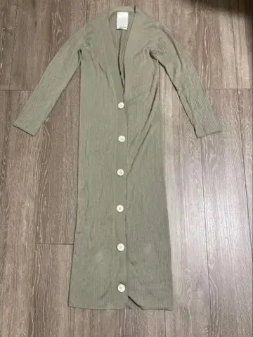 Whim Gazette 리브 가디건