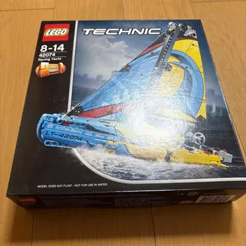 LEGO Technic 42074 Racing Yacht