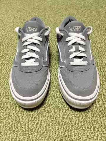 [가벼운] VANS 그레이 스니커즈 27.5cm