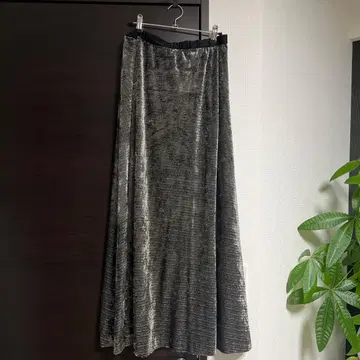 1er Arrondissement 벨벳풍 롱 스커트 그레이