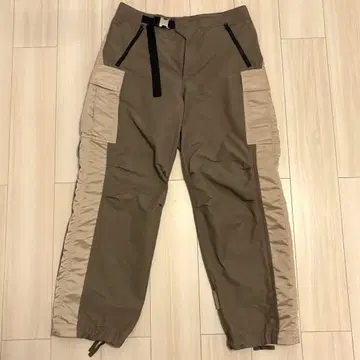sacai 22-02710M Nylon Twill Mix Pants 3