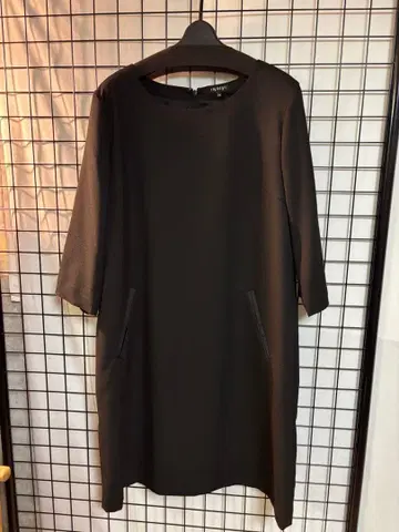 INDIVI 블랙 무릎 기장 원피스 44