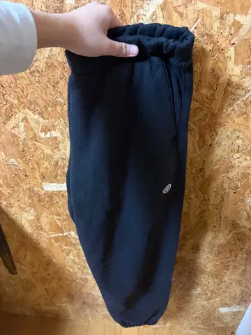 patagonia 블랙 스웨트 팬츠