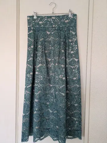 TIARA 레이스 스커트