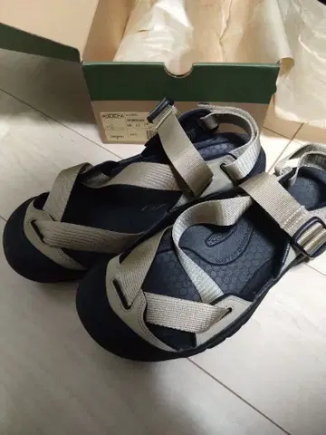 KEEN ZERRAPORT II 사파리/ US 11