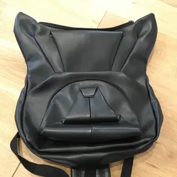 ORIBAGU 오리버그 블랙 불독 백팩