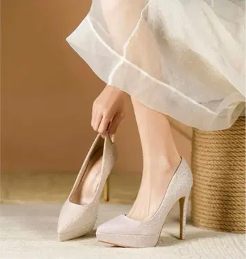 힐 펌프스 스틸레토 하이힐 반짝이