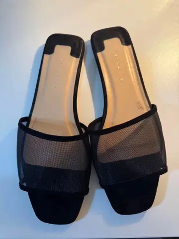 ESTNATION 블랙 메쉬 샌들