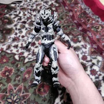 S.H.MonsterArts 몬스터X