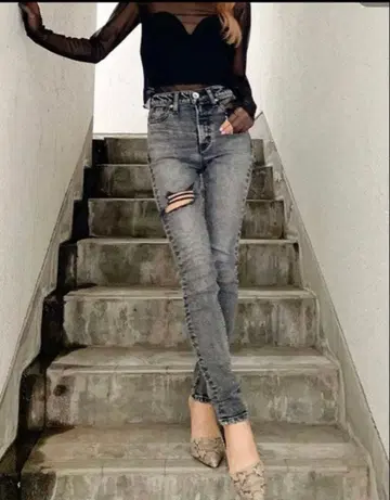 GYDA 그레이 데미지 가공 스키니 데님