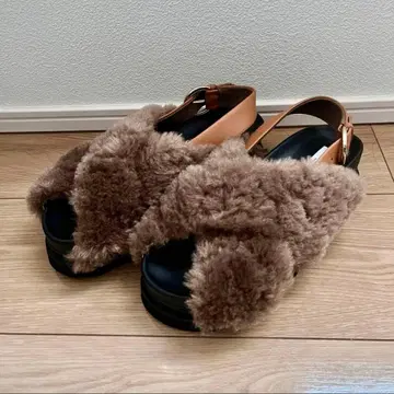 UNITED ARROWS 정가 1만 8천엔 F/F 크로스 샌들 퍼