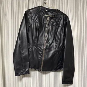 ZARA 블랙 가죽 자켓