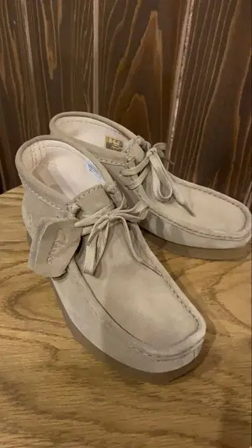 클락스 왈라비 Clarks Wallabees 베이지 23.5cm