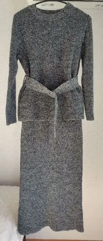 미라 오웬 니트 셋업 벨트 울 100% 사이즈 1 그레이 계열