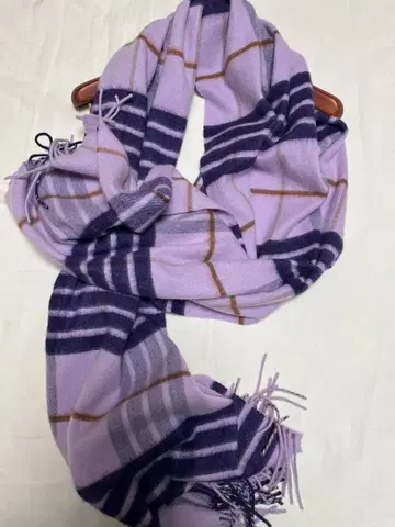 1시즌 착용 투모로우랜드 캐시미어 스톨