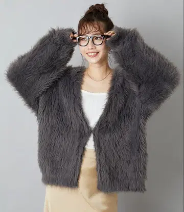 택 포함 새상품 페더얀 샤기 니트 가디건 FREAK'S STORE