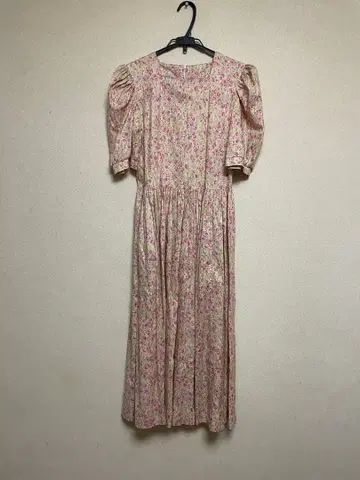 Laura Ashley 플라워 프린트 반팔 롱 원피스