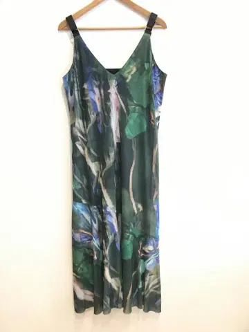 titivate miette 미 프린트 튤 V넥 원피스