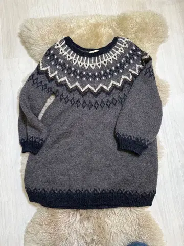 IENA 노르딕 무늬 복슬복슬 긴팔 스웨터 그레이와 브라운 알파카 프리