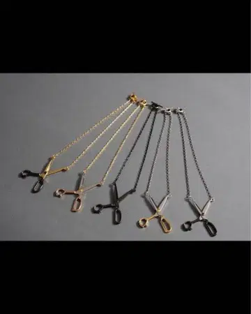 hazama 베어 무는 목걸이 full black